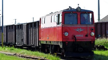 2013.06.22 2095.05 und 2095.12 Betriebsbahnhof Gmuend